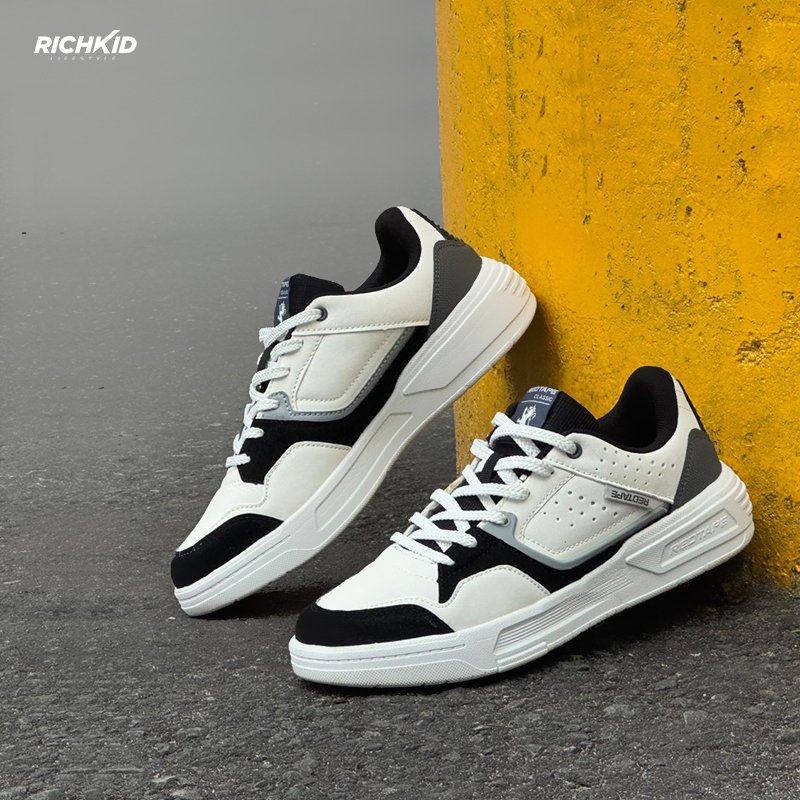 RT Light Sneaker black-White