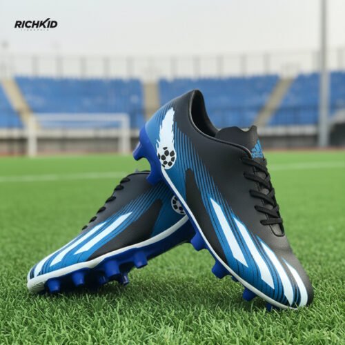 Soccer boot Blue black
