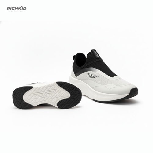 RT Walking Slip-On Shoes White Black