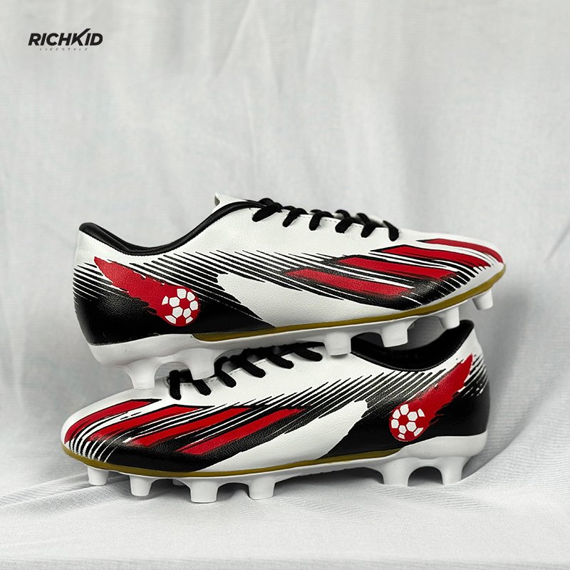 Red soccer boot New - Image 2