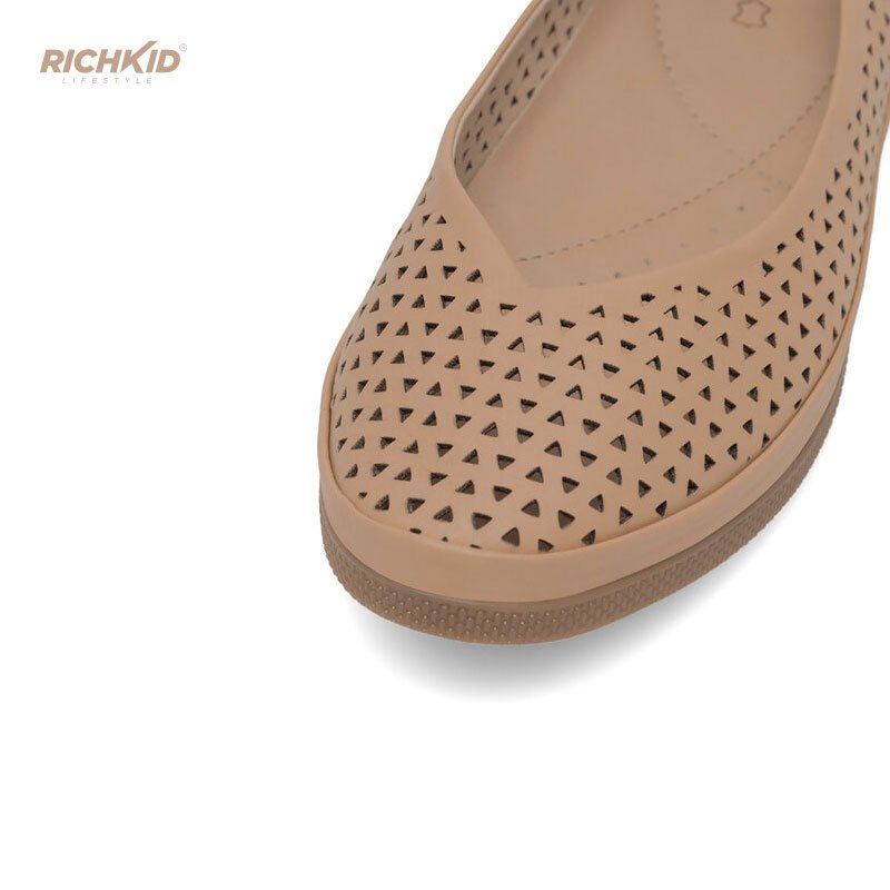 Beige Cutout Pam Shoe - Image 4