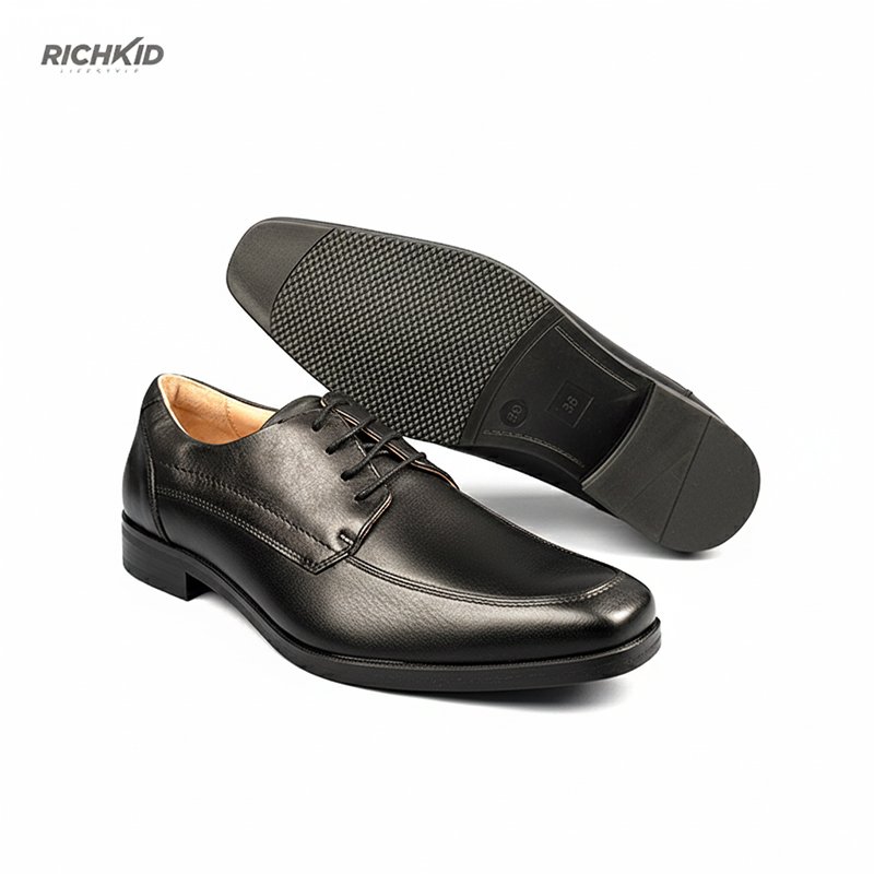 Classic Stride leather shoe Black