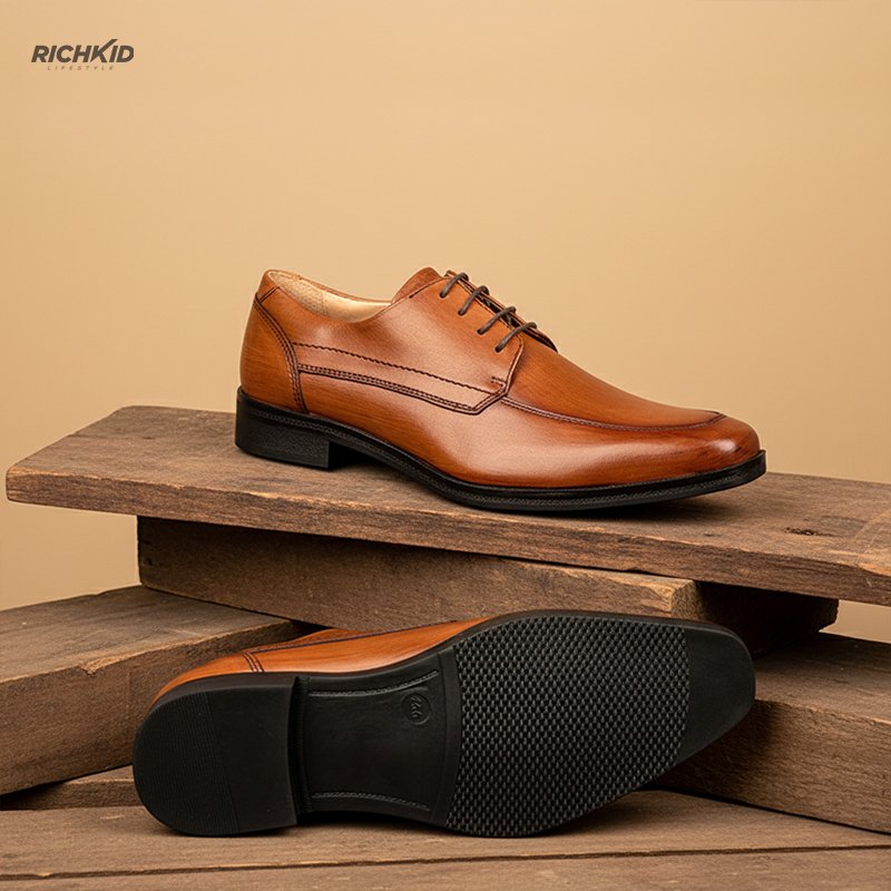 Classic Stride leather shoe Brown