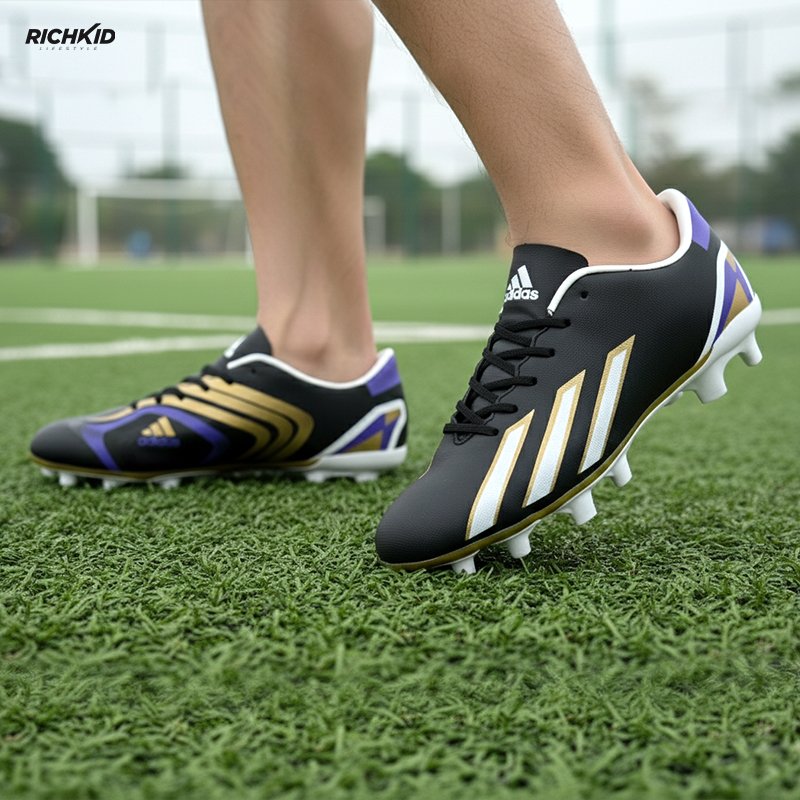 Soccer boot White Purple gold