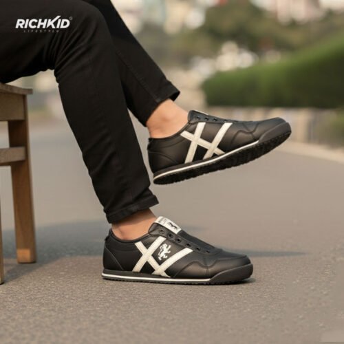 Lace-Free Casual Sneakers Black
