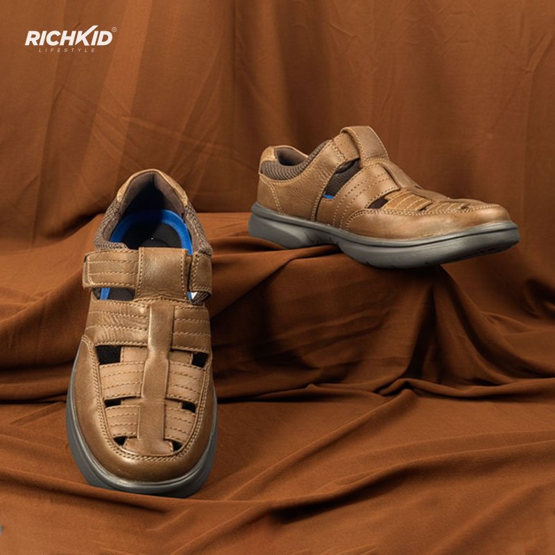 Clark Cycle Shoes Light Brown - Image 2