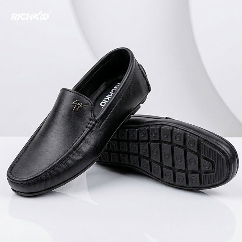 Classic Ornament Loafer Black - Image 3