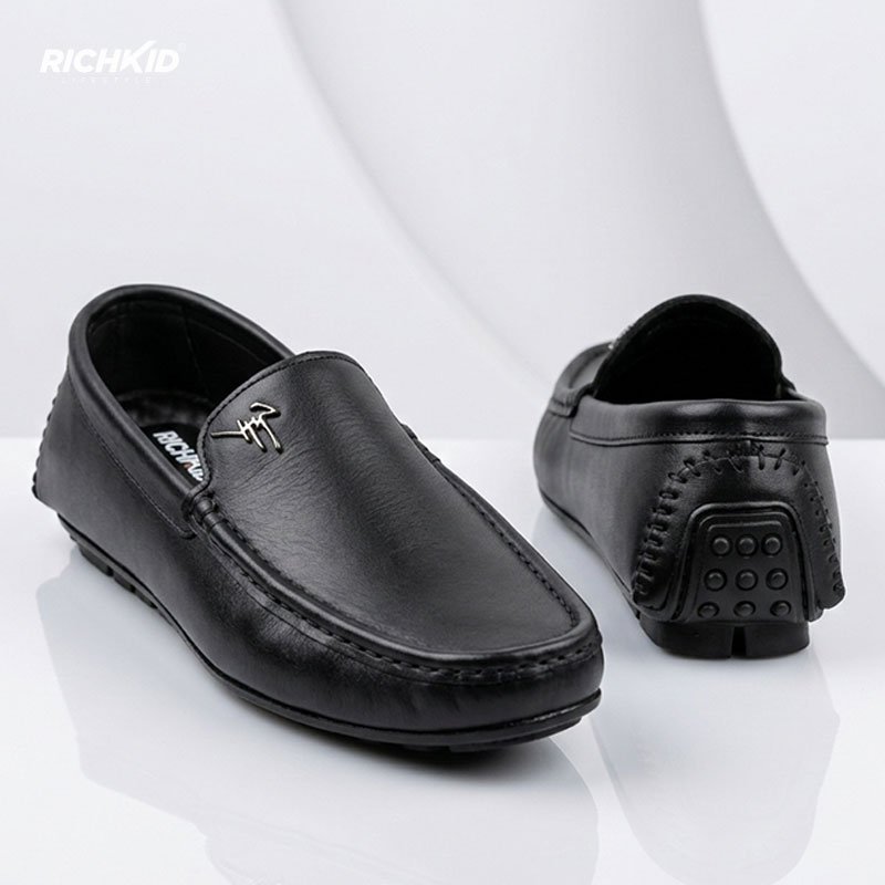 Classic Ornament Loafer Black - Image 2