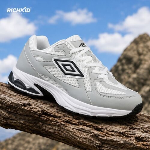 Umbro White Sports Shoes