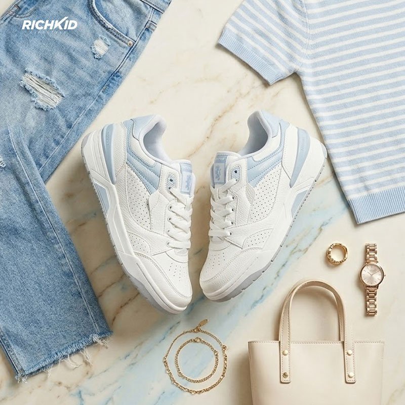 RedTape Sneaker pastel blue