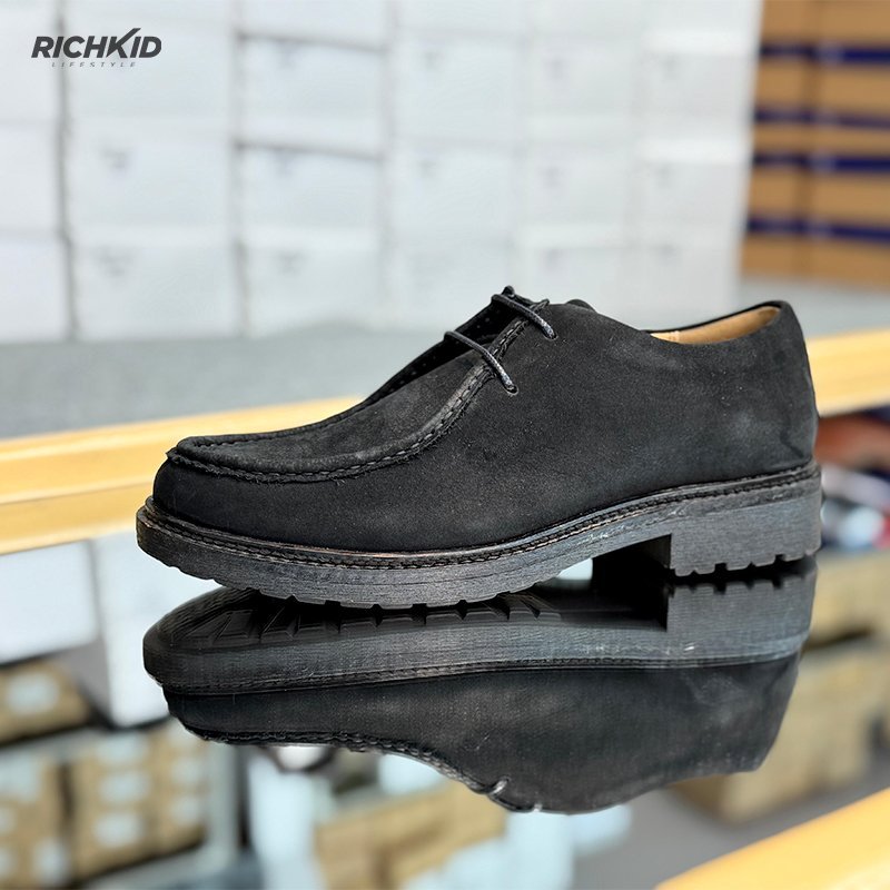 laceUp Business Casual Black - Image 2