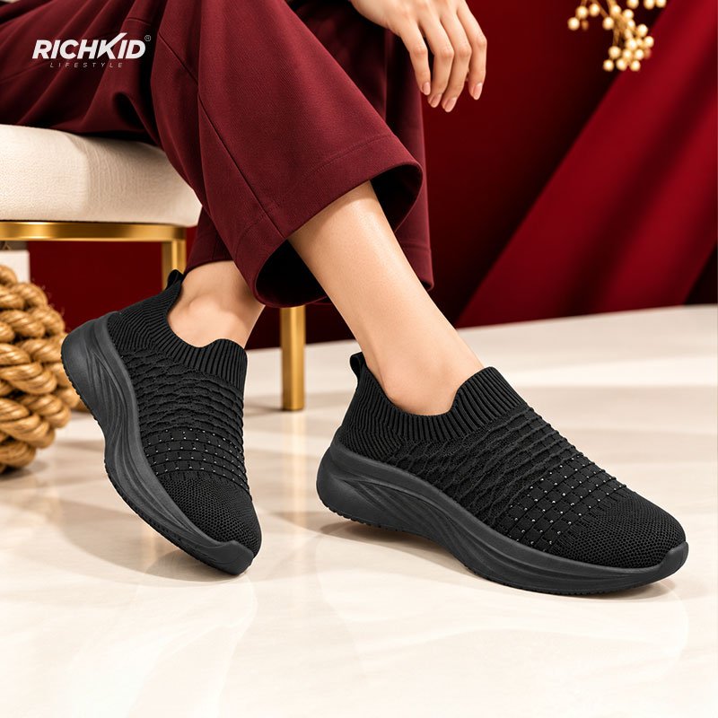 Graceland Super Durable Slip-On Shoes Full Black